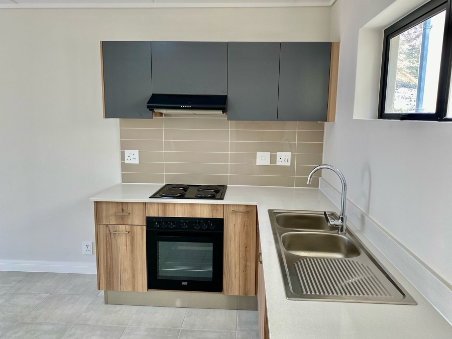 To Let 1 Bedroom Property for Rent in Firlands Western Cape